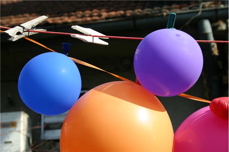 Picture Of Balloons On The Wire