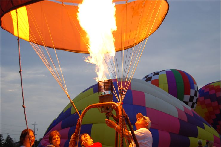 Picture Of Hot Air Balloon Rally